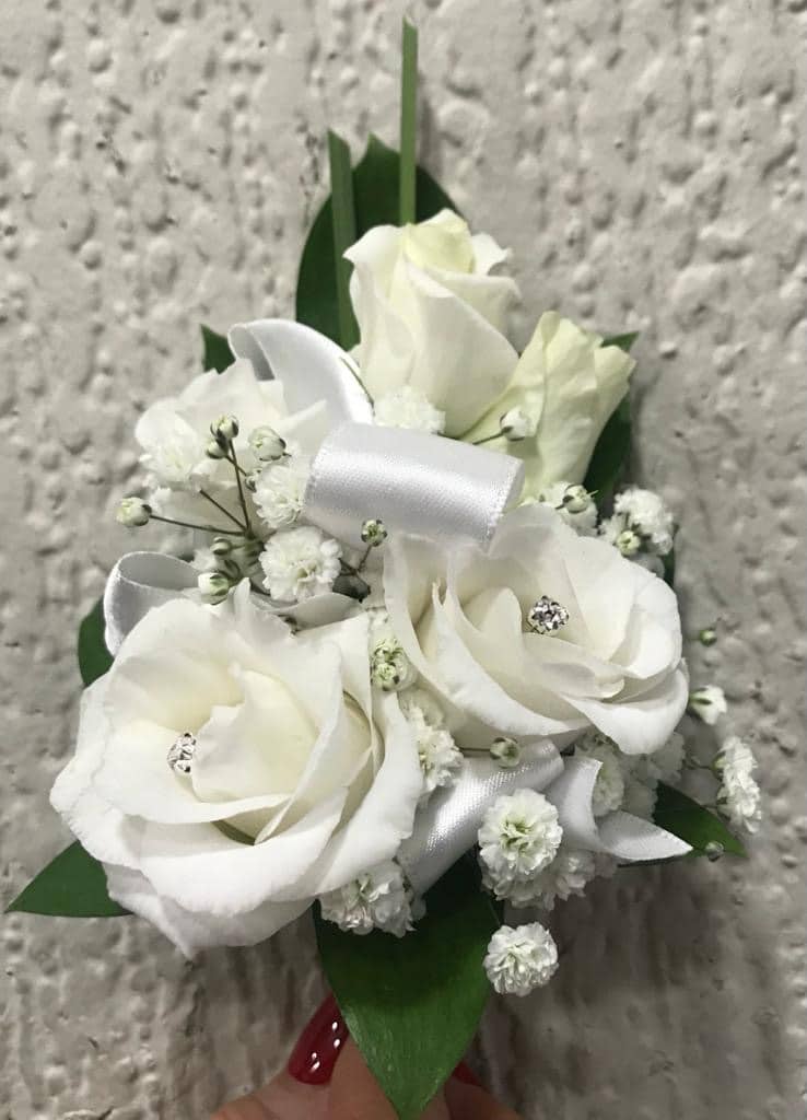 white lisianthus corsage